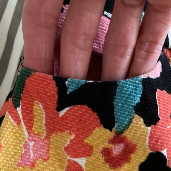 Zara. Shorts. Floral print. Size XS - Picture 3 of 4